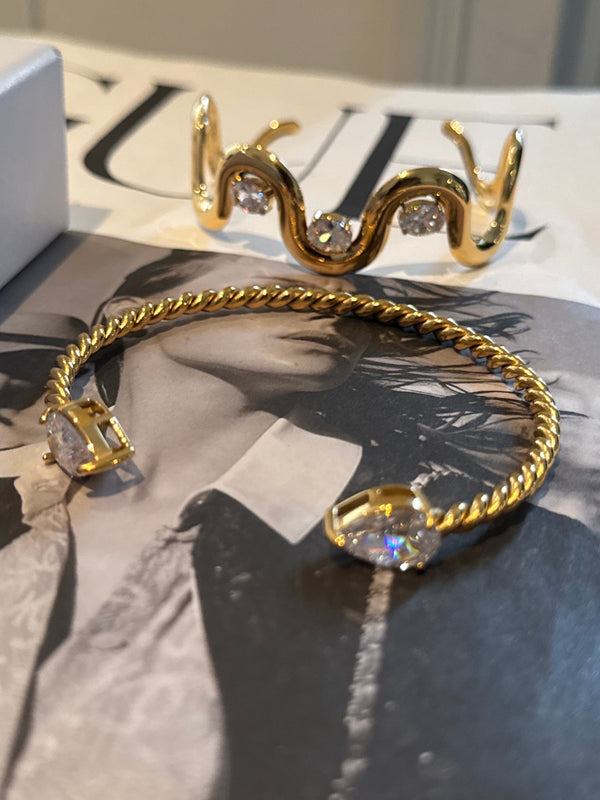 18K Gold-Plated Elliptical Zircon Bangle