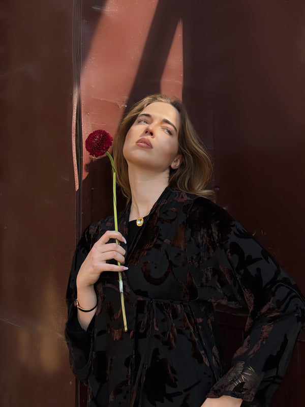 La Vie En Rose Abaya