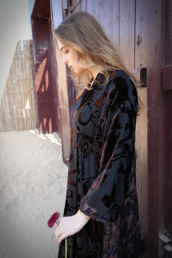 La Vie En Rose Abaya