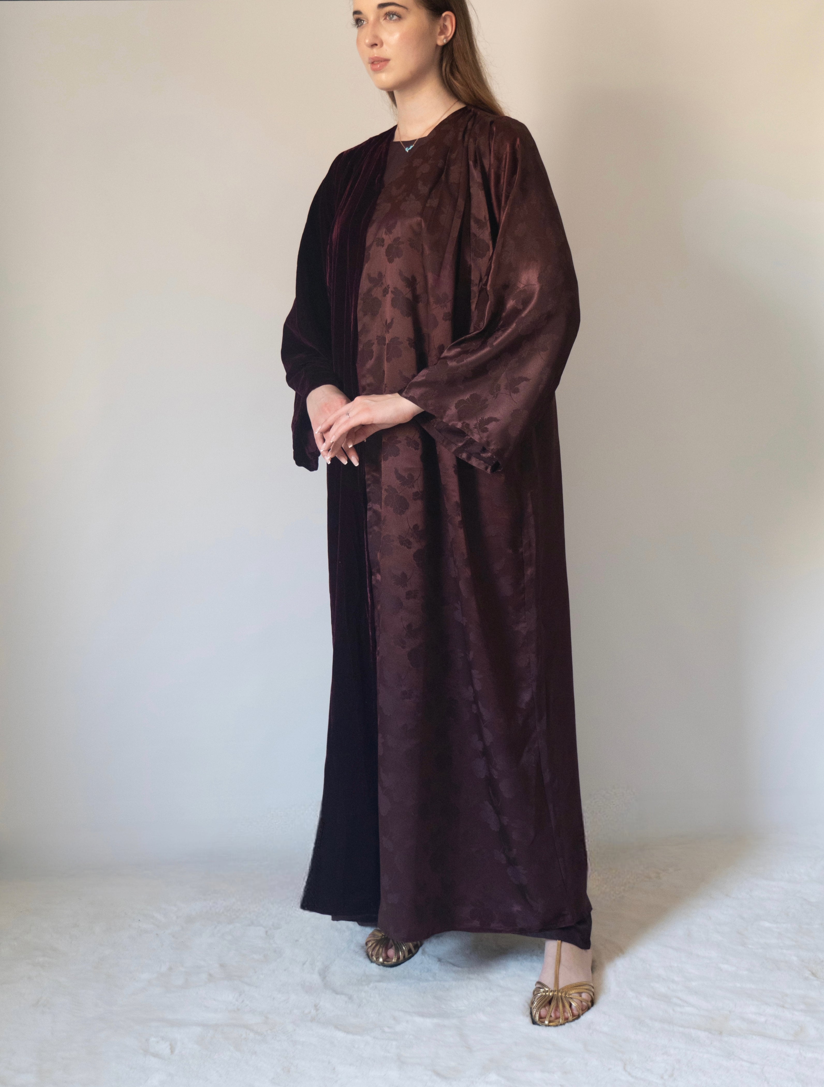 Majestic Velvet and silk crepe Abaya | 3 Pieces Set