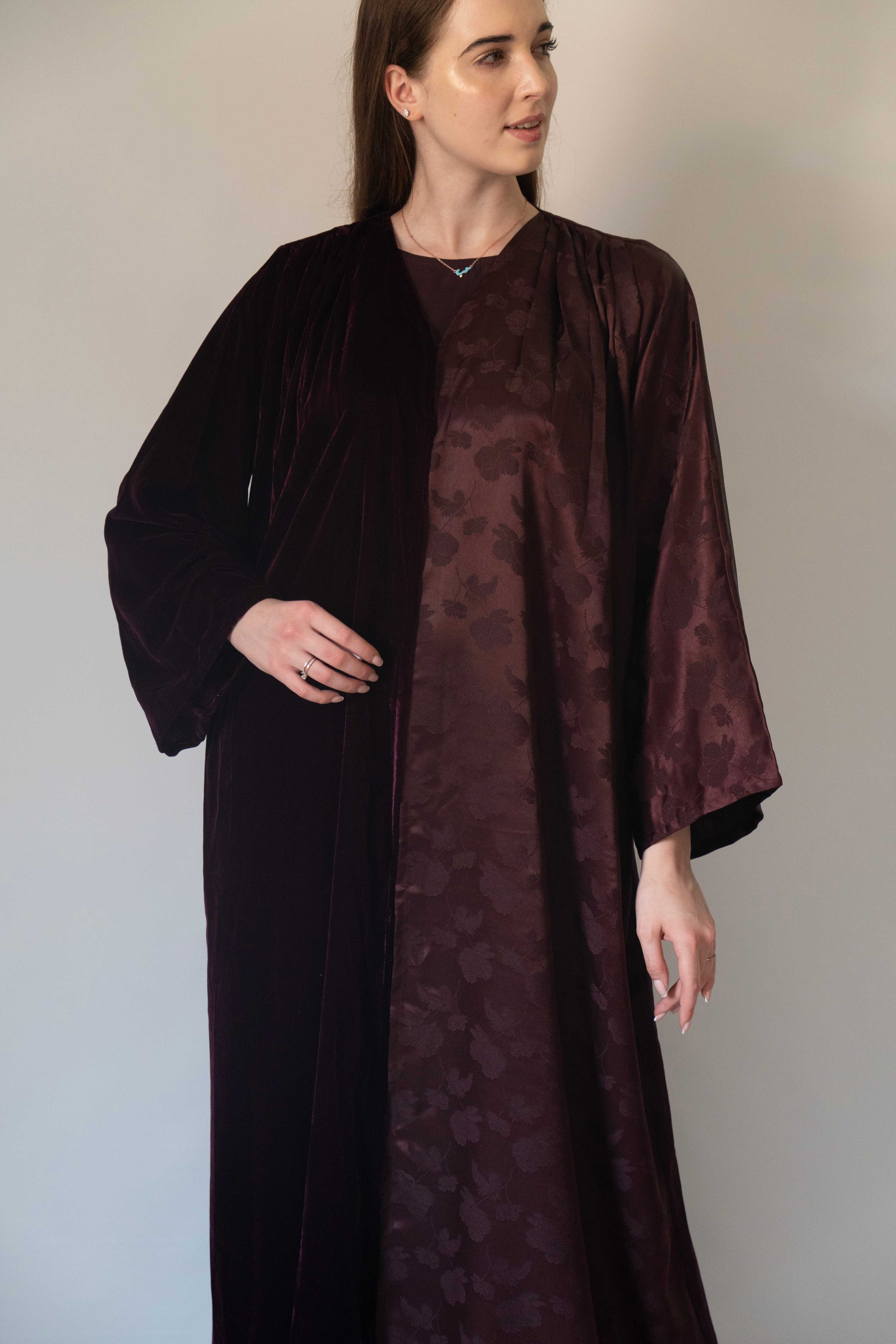 Majestic Velvet and silk crepe Abaya | 3 Pieces Set
